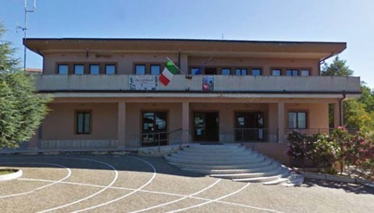 Filandari, il sindaco Rita Fuduli nomina la Giunta