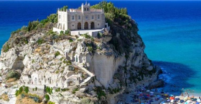 Tropea, riapre Santa Maria dell’Isola: previsto boom di visitatori – Video