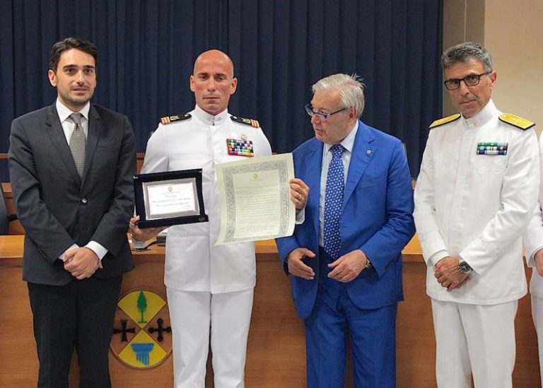Il Consiglio regionale premia l’equipaggio della motovedetta Cp 265 (VIDEO)