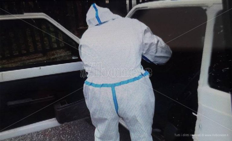 Omicidio di Soumaila Sacko, il Ris di Messina a lavoro su auto e scena del delitto (FOTO/VIDEO)