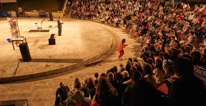Ricadi: ritorna “Avvistamenti Teatrali” a Torre Marrana
