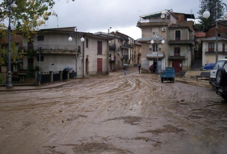 Processo per l’alluvione di Acquaro del 2008: cinque assoluzioni