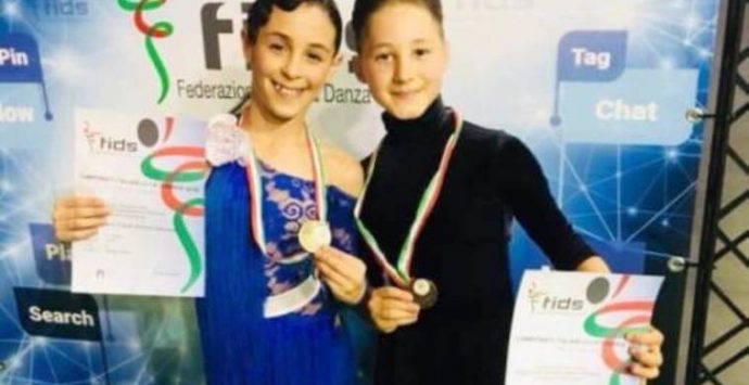 Danza sportiva, due vibonesi sul tetto d’Italia: la storia dei baby talenti Antonio e Ilaria