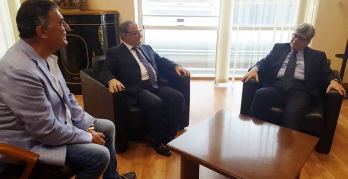 Gualtieri s’insedia, prime visite istituzionali per il neo prefetto di Vibo