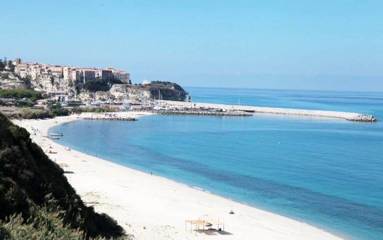 Balneazione: tornano conformi le acque a Pizzo e Vibo, ancora fuori norma a Tropea