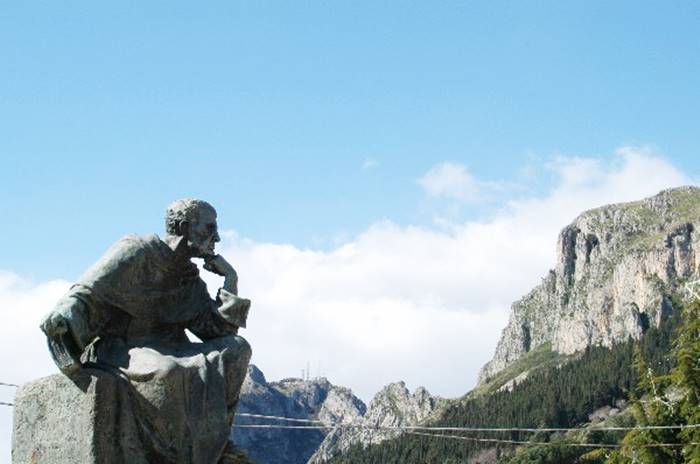 Estate vibonese | “Il sole di Tommaso” di Piero Bevilacqua al Serre in festival