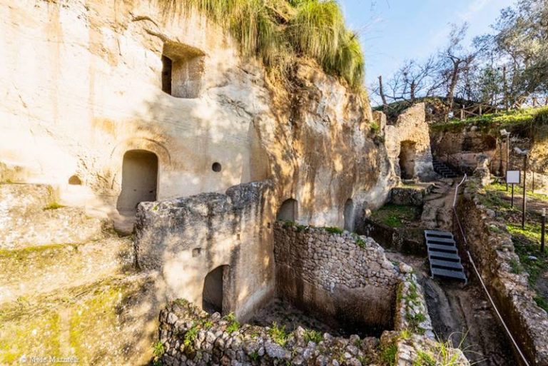Riaprono le grotte di Zungri e il Museo della civiltà contadina