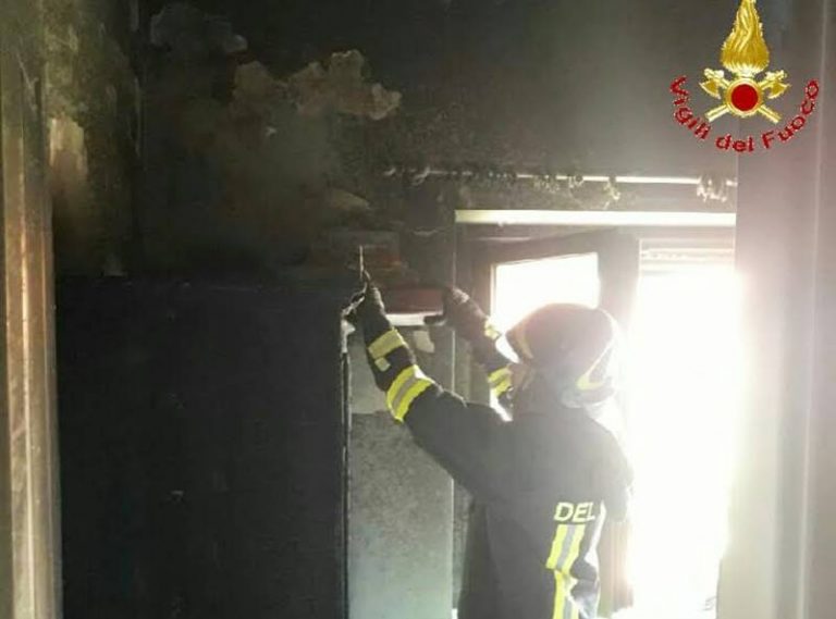 Incendio in un’abitazione a Pizzo, in fiamme casa-vacanze in un residence