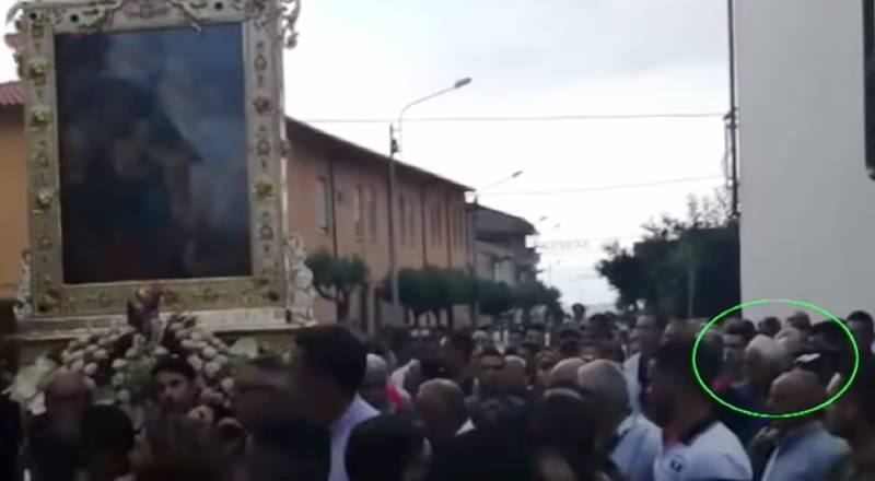 La processione interrotta a Zungri