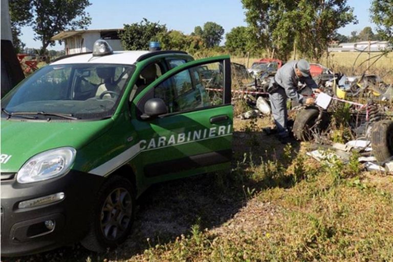 Discarica abusiva di rifiuti speciali scoperta a Capistrano: scattano sequestro e denuncia