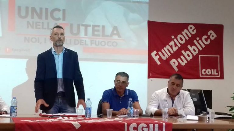 Rinnovo dei contratti e carenza di personale, il punto della Fp-Cgil Vigili del fuoco a Vibo (VIDEO)