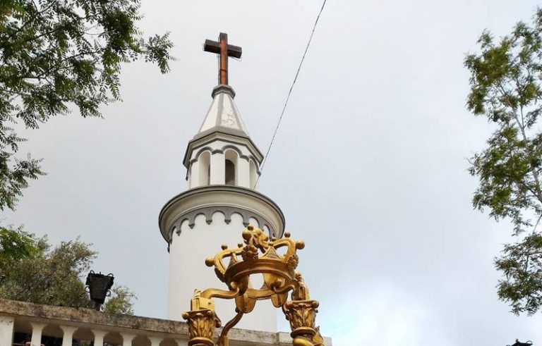 Sant’Onofrio, entra nel vivo la Festa dell’Esaltazione della Santa Croce