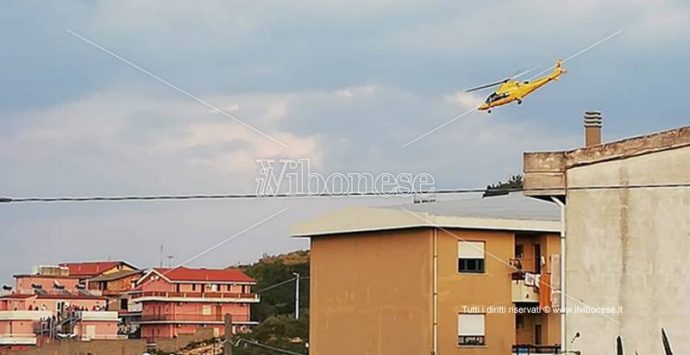 Incidente sul lavoro a Briatico, ferito trasportato in ospedale in elisoccorso