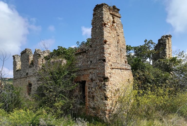 Rocca Angitola, l’ultimo respiro di una città con tremila anni di storia