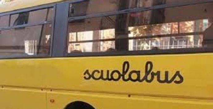 Spadola, l’opposizione: «Disposta la vendita dello scuolabus, scelta scellerata»