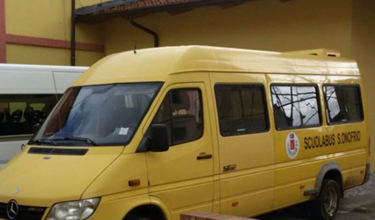 Interdittiva antimafia, il Comune di Sant’Onofrio revoca il servizio scuolabus