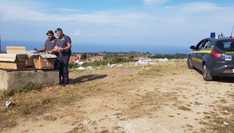 Sequestrati due quintali di fuochi d’artificio per la festa di Brattirò, tre denunce