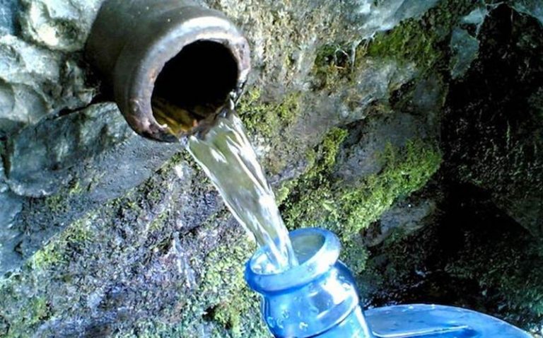 Filandari: acqua non potabile in due punti di prelievo, scatta il divieto