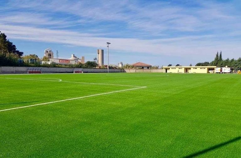 Tra i palazzoni e le ciminiere dismesse rifiorisce lo Stadio Marzano di Vibo Marina