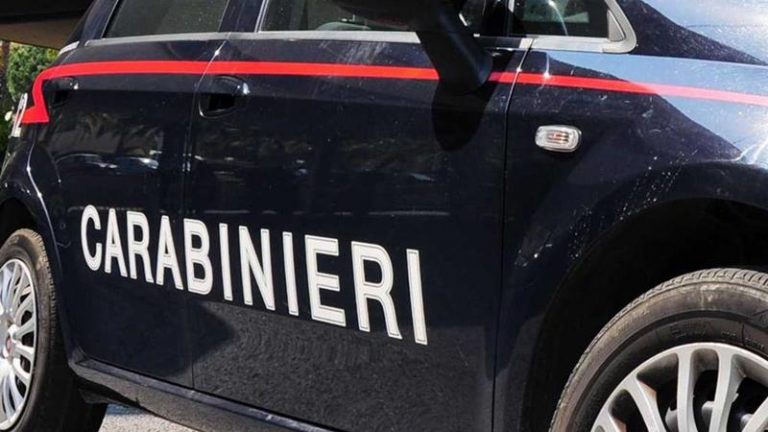 In giro con auto e telefono rubati, un arresto a Nicotera