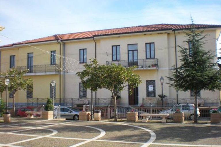 Comune di Zambrone, due i finanziamenti ottenuti dall’ente locale