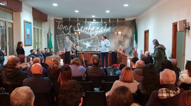 San Calogero, Tony Santagata entusiasma all’Arte festival Calabria