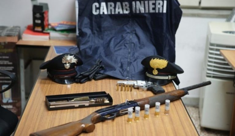 ‘Ndrangheta: armi per la faida nelle Preserre vibonesi, condannati i fratelli Loielo