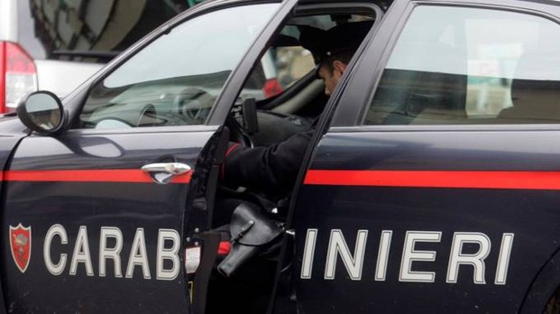 Furto di tre fucili e di denaro a Spadola, indagano i carabinieri