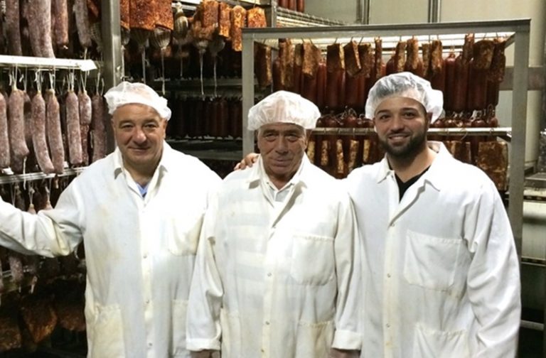 Una famiglia di Coccorino conquista Chicago con la sua ‘nduja