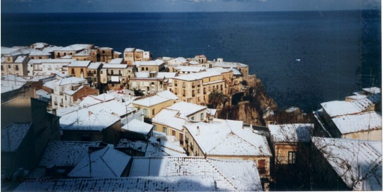 Pizzo, vent’anni fa una nevicata da sogno che resta nella memoria