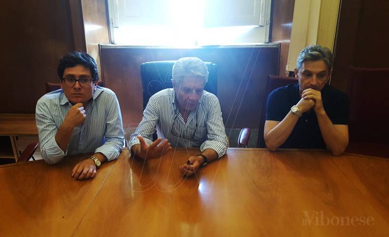 Luciano, Costa e Mangialavori durante il rimpasto in Giunta del 2017