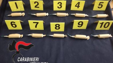 Bombe carta, cartucce e una bottiglia di benzina sequestrate a Briatico: tre denunce