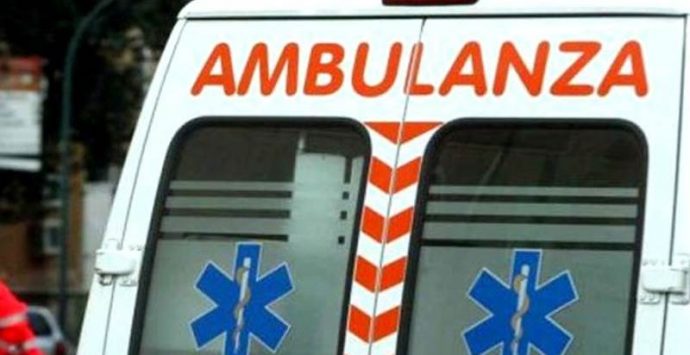 Incidente in autostrada allo svincolo delle Serre, una persona ferita