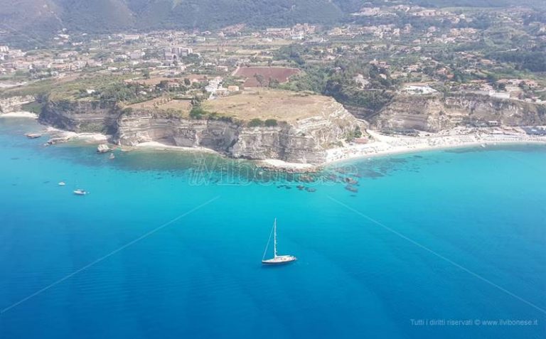 Zambrone, il Comune aderisce al Consorzio “Costa degli Dei”