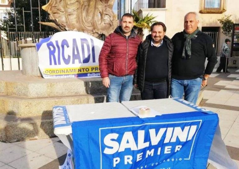 Lega vibonese in piazza per Salvini, «Raccolte 900 firme»