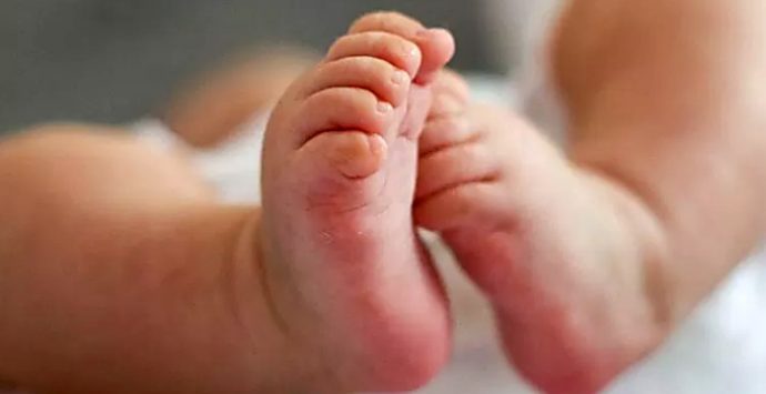 Tragedia all’ospedale di Locri, neonato muore in sala parto