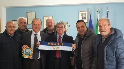 “Vespista d’eccezione”: il prefetto di Vibo Gualtieri socio onorario del Club
