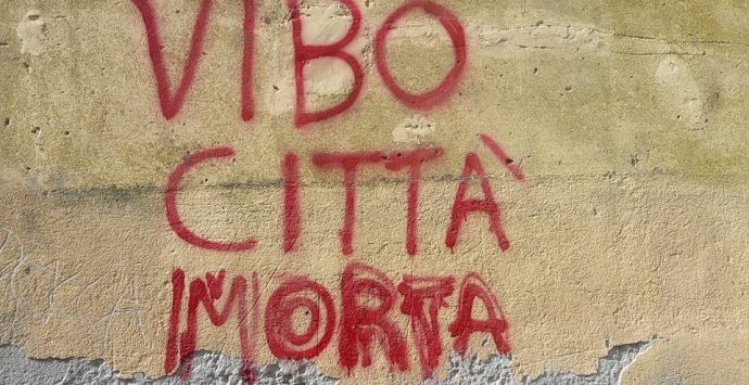 Il corsivo | Stavolta o si dà un governo serio alla città o Vibo muore