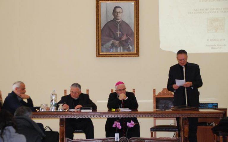 Successo a Mileto per il convegno regionale sugli Archivi diocesani