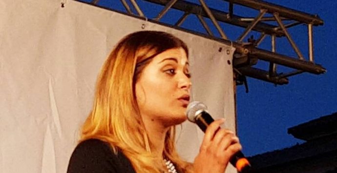 Offese sessiste al consigliere Sharon Fanello, la condanna di Sinistra italiana di Pizzo