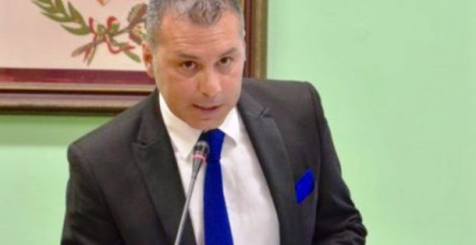 Comunali: a Stefanaconi vince Solano e perde il candidato sostenuto dal senatore Mangialavori