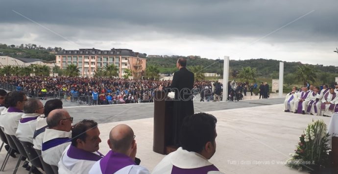 Chiesa di Natuzza, ultimatum scaduto. Anastasi: «Documenti inviati al Vaticano»