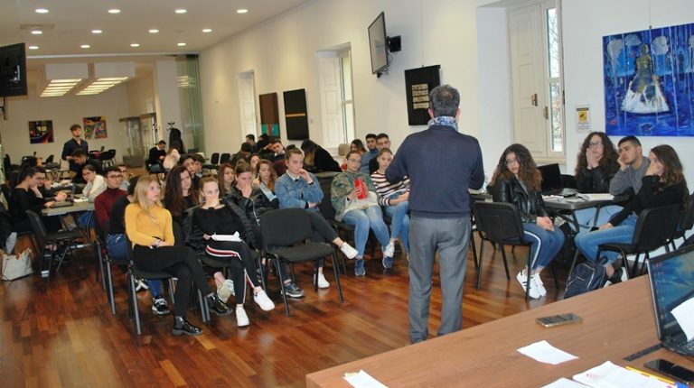 “Color lab”, l’alternanza scuola-lavoro che sprona i giovani all’autoimprenditorialità