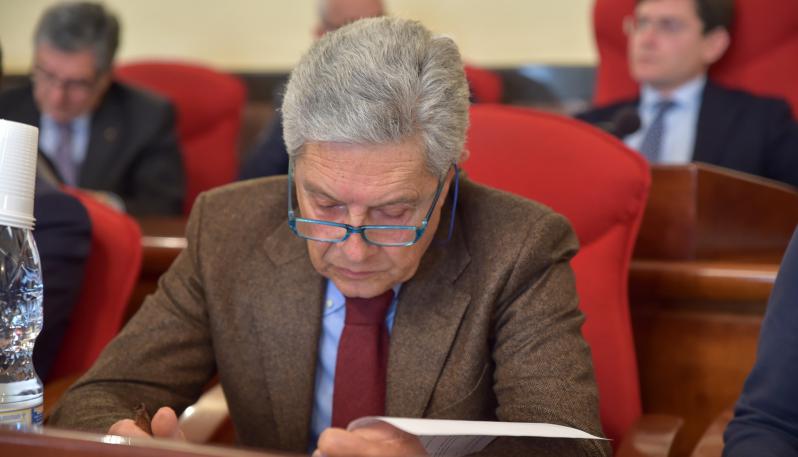 L'ex sindaco Elio Costa