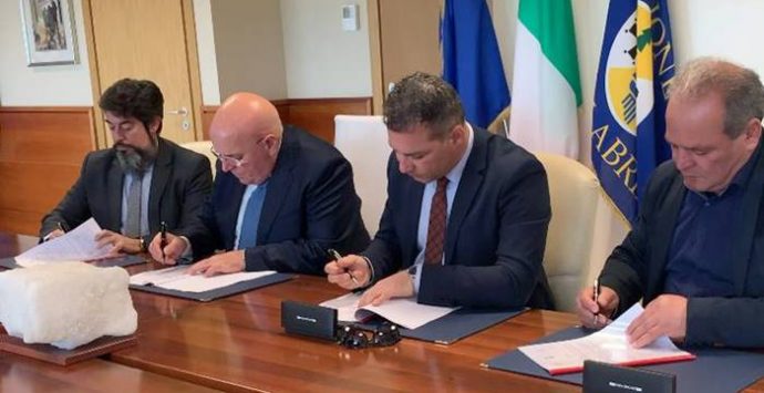 Strada del mare Joppolo-Coccorino, firmata la convenzione per lo sblocco dei lavori