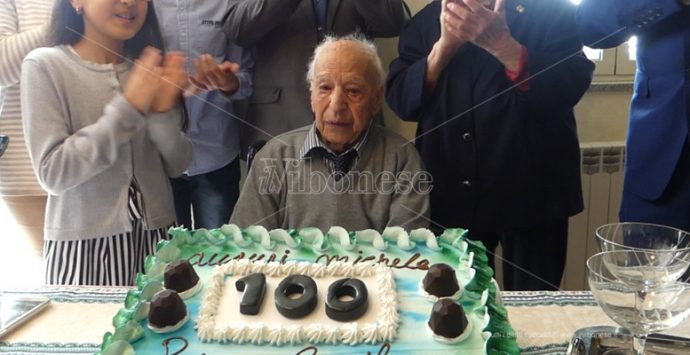 Rombiolo, i cento anni di Michele nel giorno della Liberazione – Video