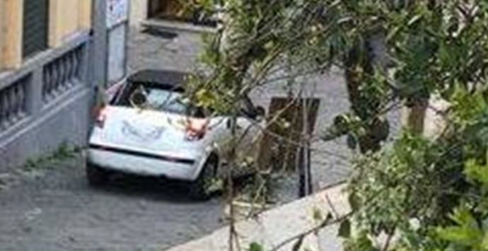 Ztl a Tropea, è guerra ai furbetti che coprono la targa per accedervi