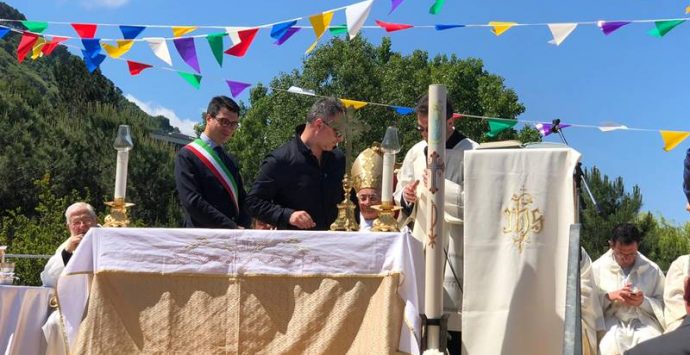Pizzo, posata la prima pietra della chiesa intitolata alla “Risurrezione di Gesù”