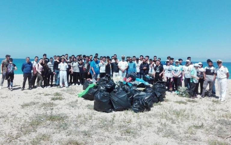Spiagge “Plastic-free”, lungo il litorale vibonese raccolta una tonnellata e mezza di rifiuti