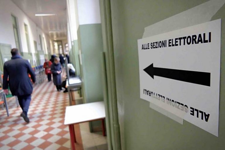 Elezioni amministrative, nel Vibonese al voto 12 Comuni: alle ore 19 affluenza al 38,53%